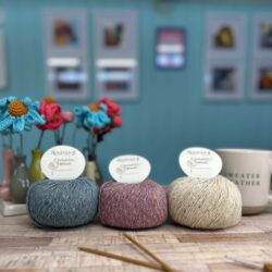 Rosarios 4 Canhamo Tweed DK